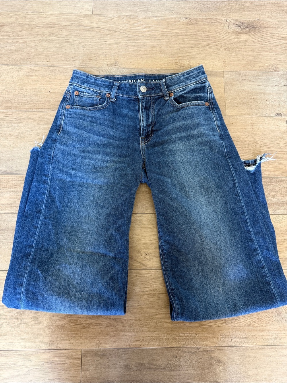 American Eagle Outfitters Wide Leg Dark Blue Jeans